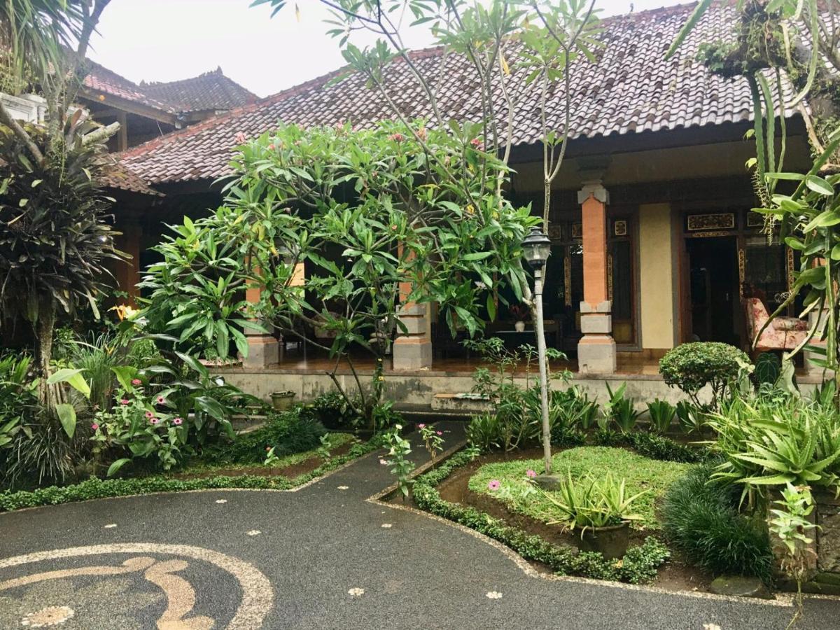 Puri Mandala Kaleran Hotel Ubud  Exterior photo